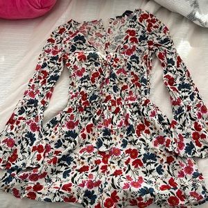 NWT American Eagle floral romper. Size small.